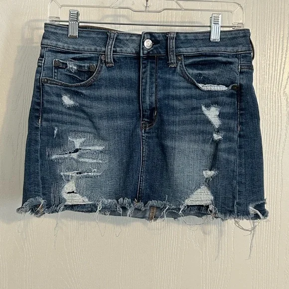 American Eagle Outfitters | Blue Distressed Mini Skirt | Size 6 - Picture 1 of 8